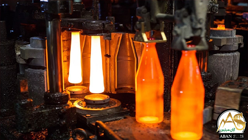 یکی از کاربرد های شن سیلیس در صنعت شیشه سازی است